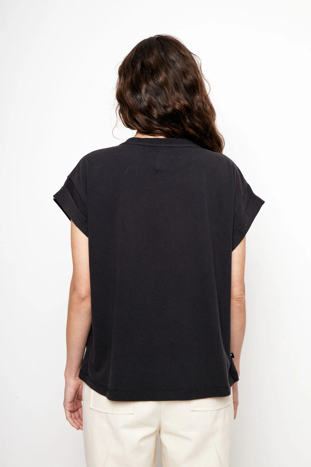 Polera Nirva Orgánica Negra Mujer - Imagen 7